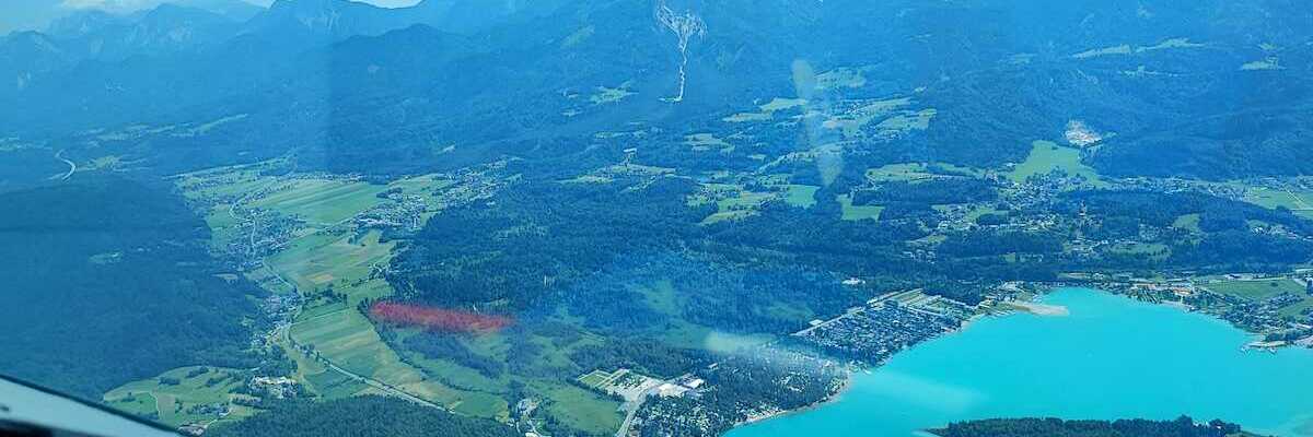 Flugwegposition um 12:19:30: Aufgenommen in der Nähe von Villach, Österreich in 1524 Meter